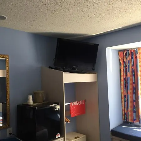 Microtel Inn & Suites By Wyndham Carolina Beach-3